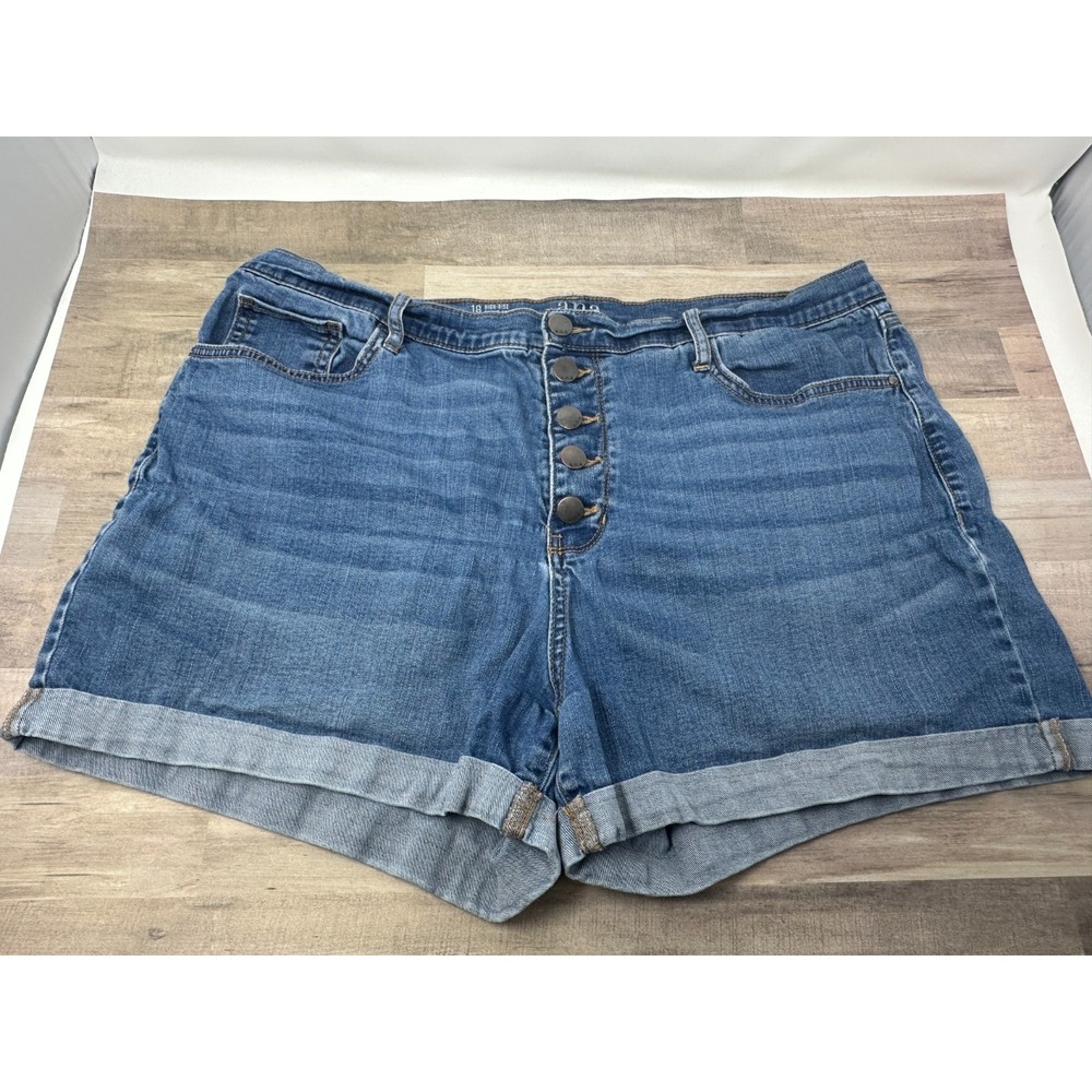 A.n.a Jean Shorts Size 18 High Rise Shorty Medium‎ Wash 3.5" Inseam Cuffed EUC